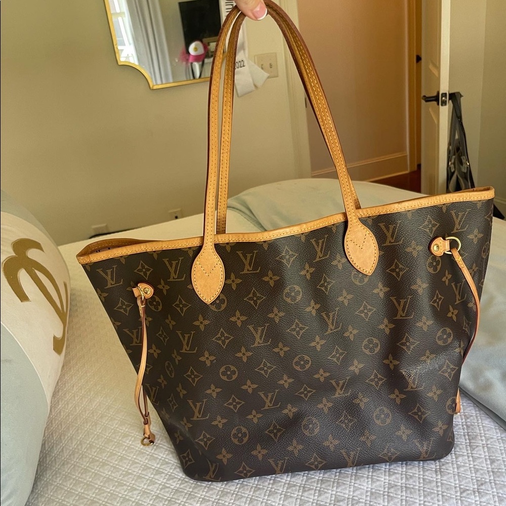 Authentic LV neverfull mm